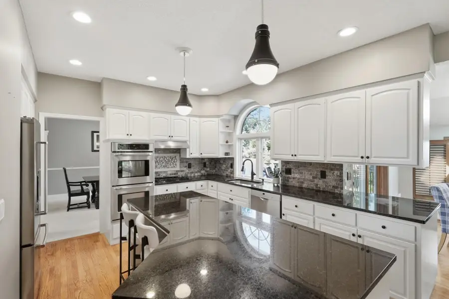 10368 Bluff Road, Eden Prairie, MN 55347 - #2