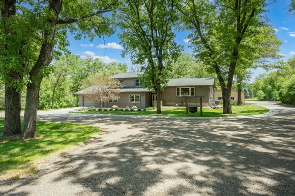 2000 Schmidt Court Se, Rochester, MN 55904