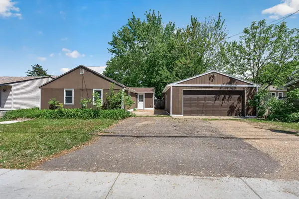225 6th Avenue Se, Osseo, MN 55369