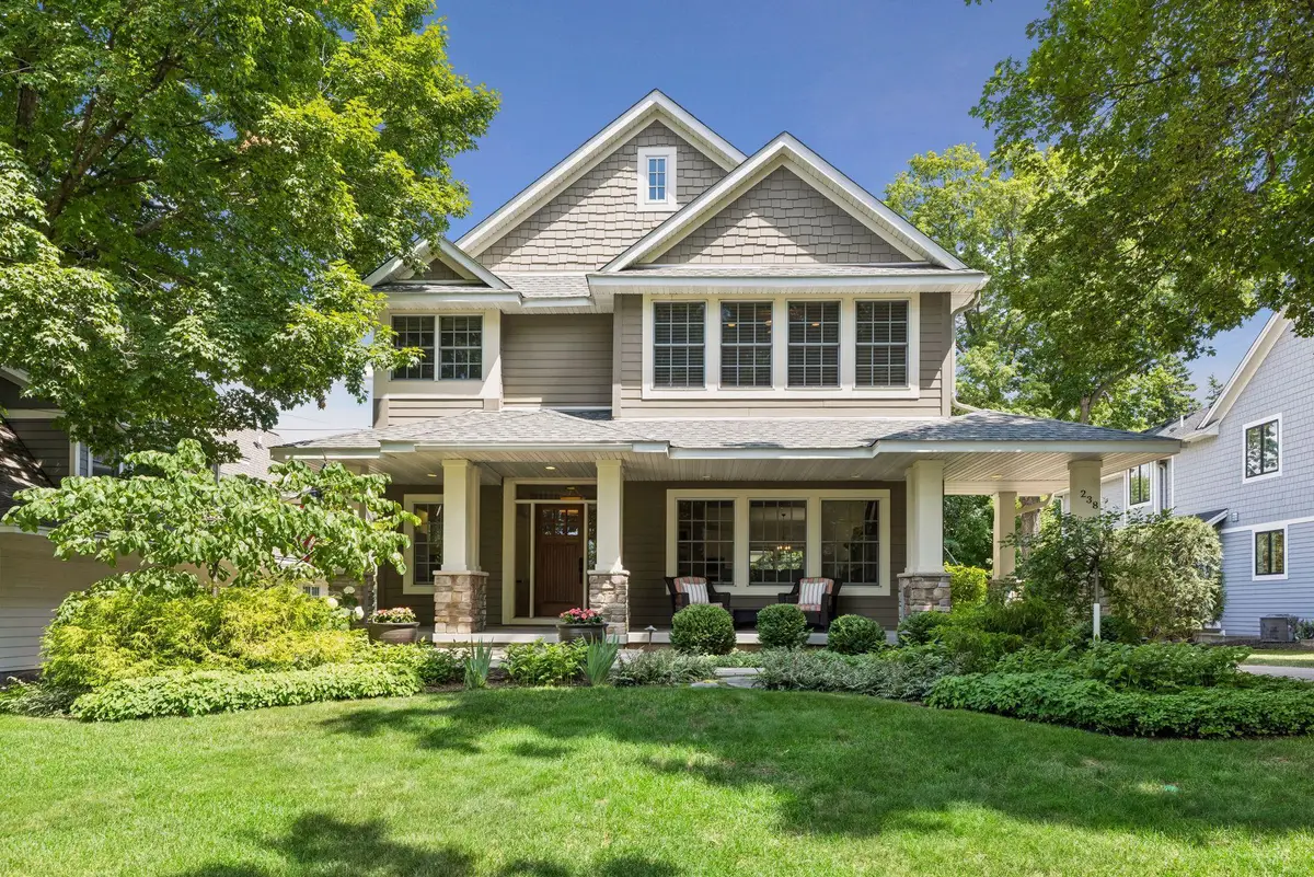 238 Broadway Avenue N, Wayzata, MN 55391 - #1