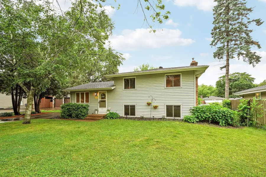 3431 Emerald Drive, White Bear Lake, MN 55110 - #2
