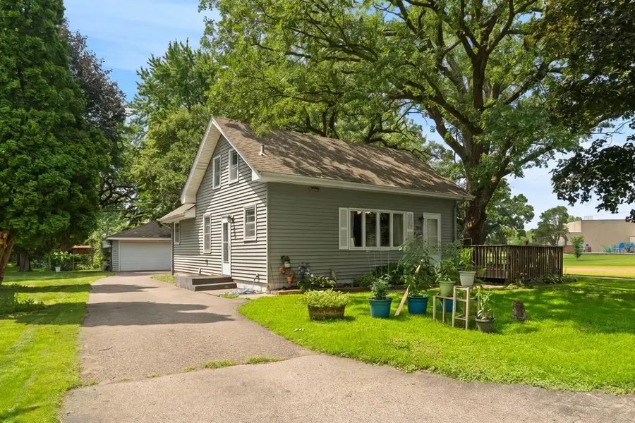5025 Zenith Avenue N, Brooklyn Center, MN 55429 - #2