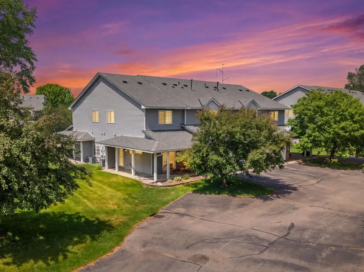 684 Oak Lane, Lino Lakes, MN 55014 - #1
