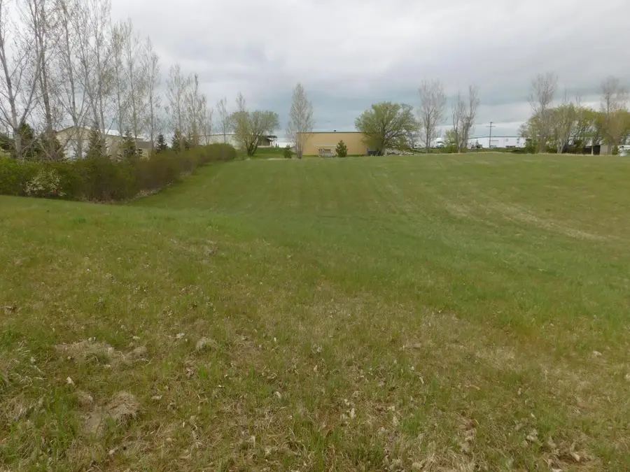 434 W Walnut Avenue, Frazee, MN 56544 - #3