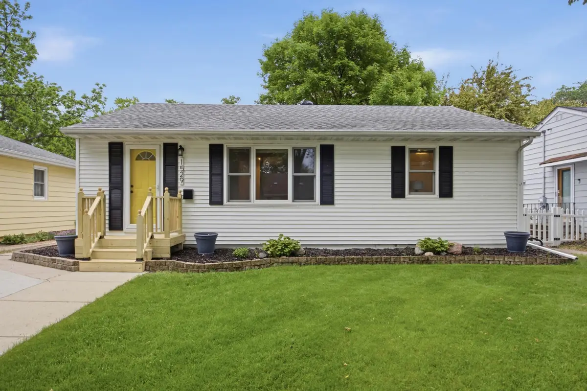 1529 3rd Street N, Fargo, ND 58102 - #1