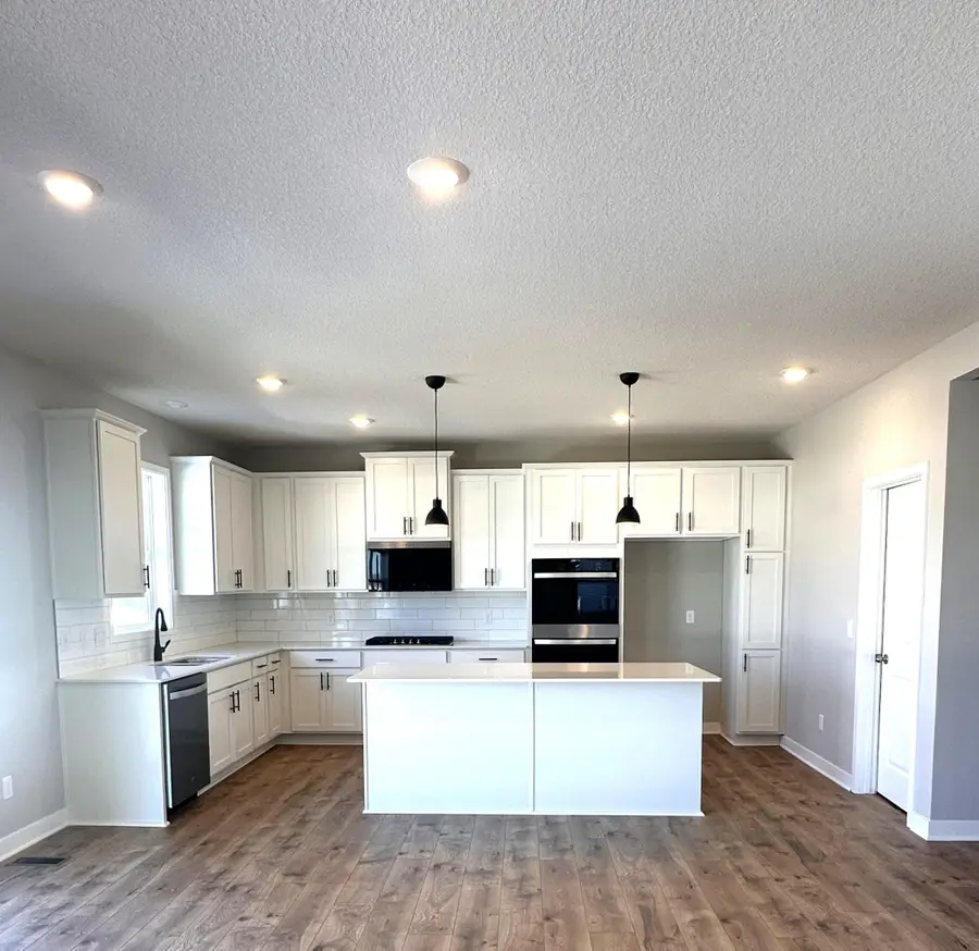 921 Foxglove Terrace, Waconia, MN 55387 - #3