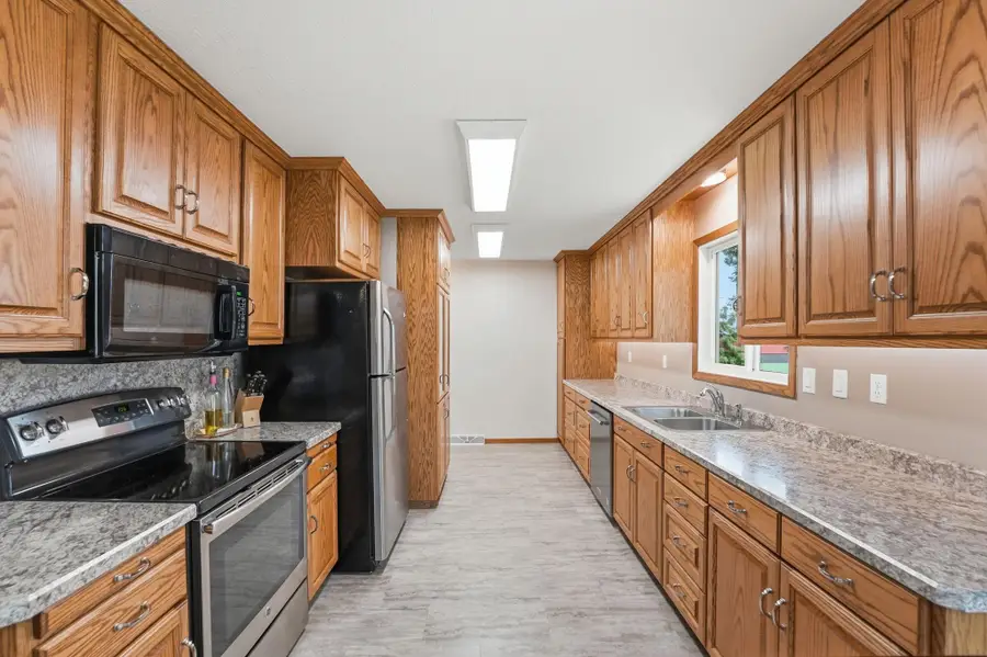 516 Nelson Avenue, Belgrade, MN 56312 - #2