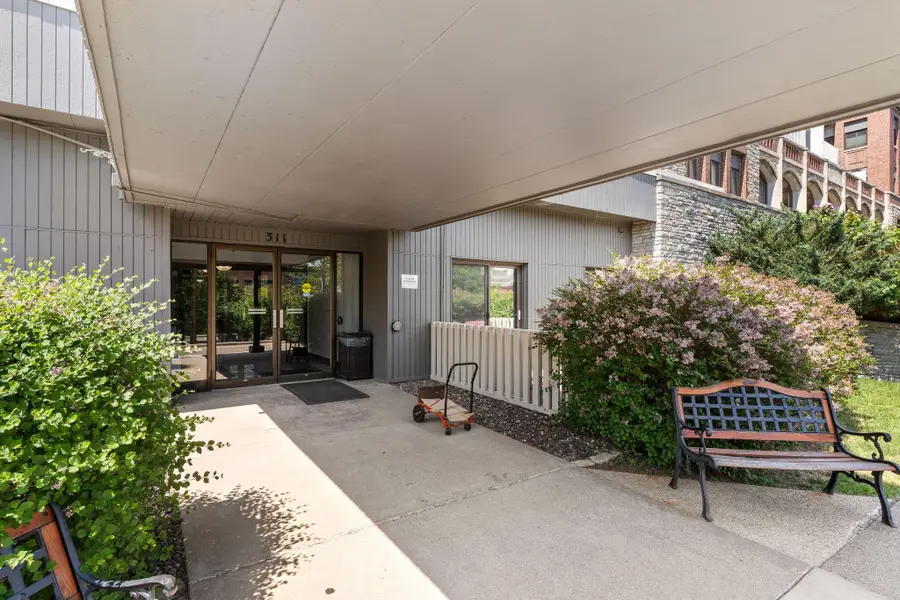 311 Pleasant Avenue #409, Saint Paul, MN 55102 - #2