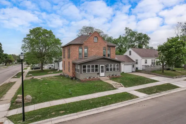 403 Pine Street S, Sauk Centre, MN 56378