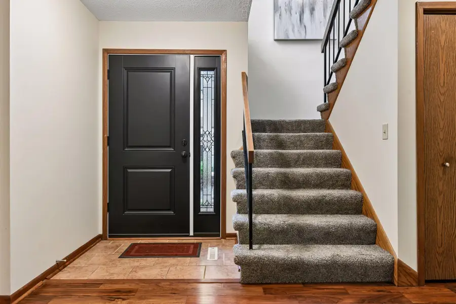 8823 Basswood Road, Eden Prairie, MN 55344 - #3