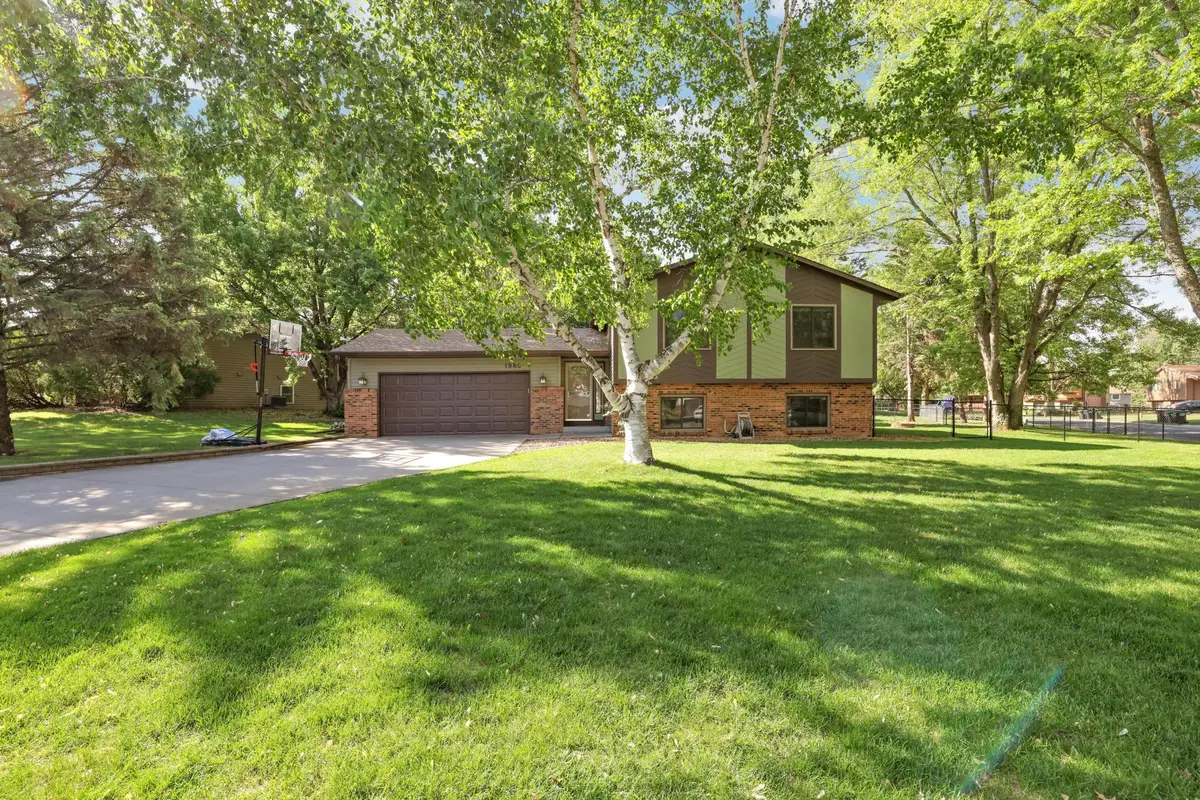 1980 Timber Wolf Trail N, Eagan, MN 55122 - #1
