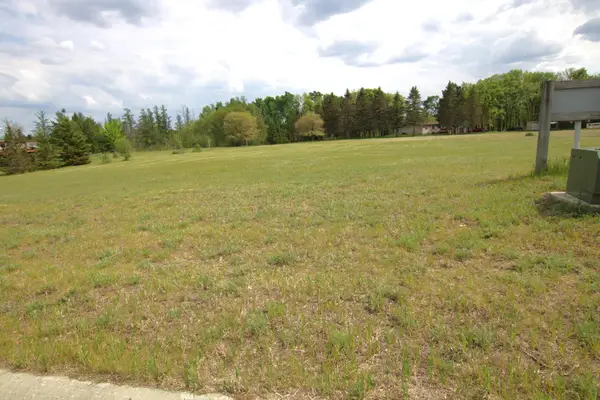 408 Spruce Drive, Staples, MN 56479