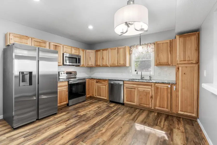 125 W Church Street, Belle Plaine, MN 56011 - #3