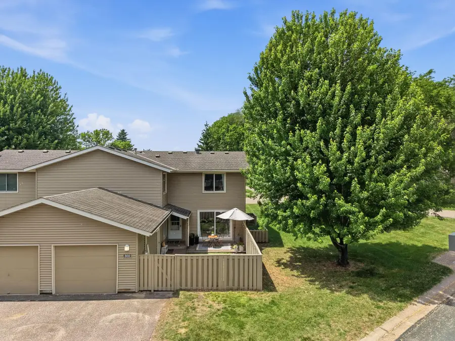 869 Monterey Drive, Shoreview, MN 55126 - #2
