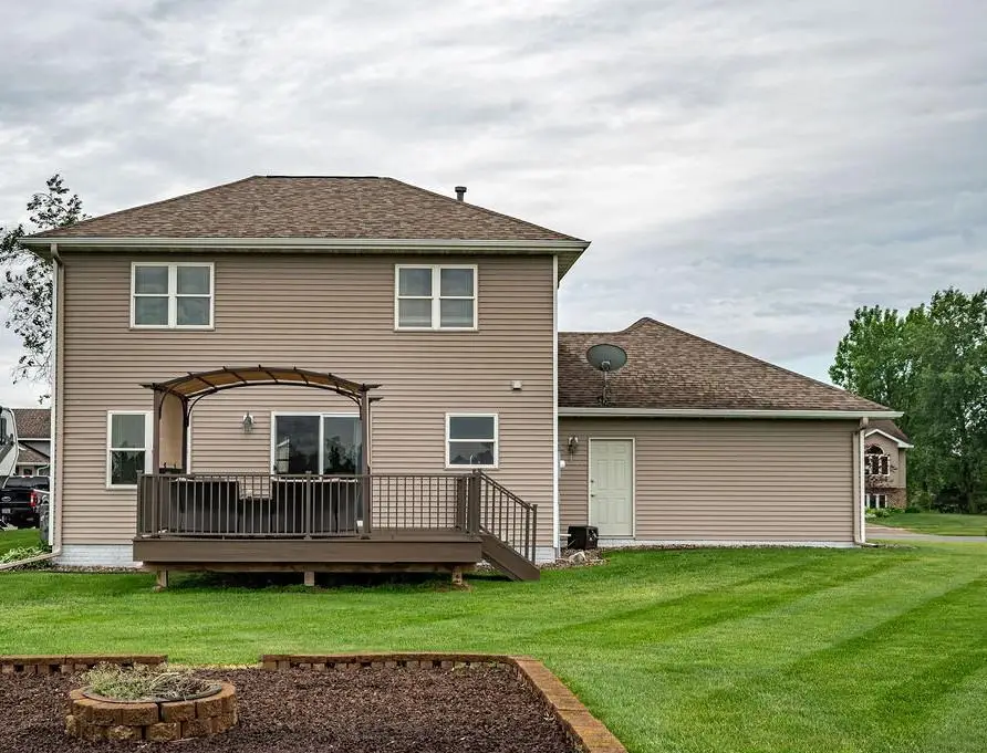 444 W Overlook Drive, Ellsworth, WI 54011 - #2