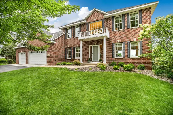 12322 Jasper Lane, Eden Prairie, MN 55347