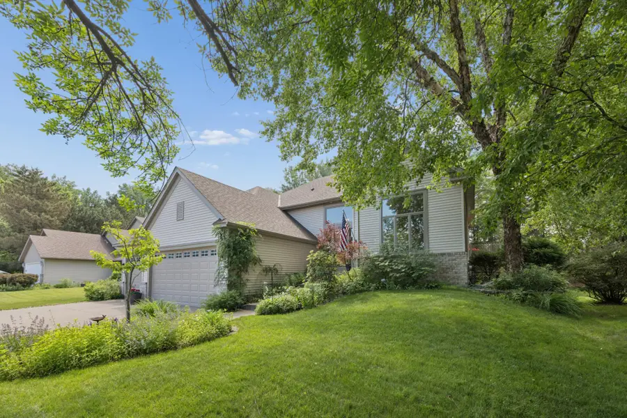 638 Oakwood Drive, Shoreview, MN 55126 - #3