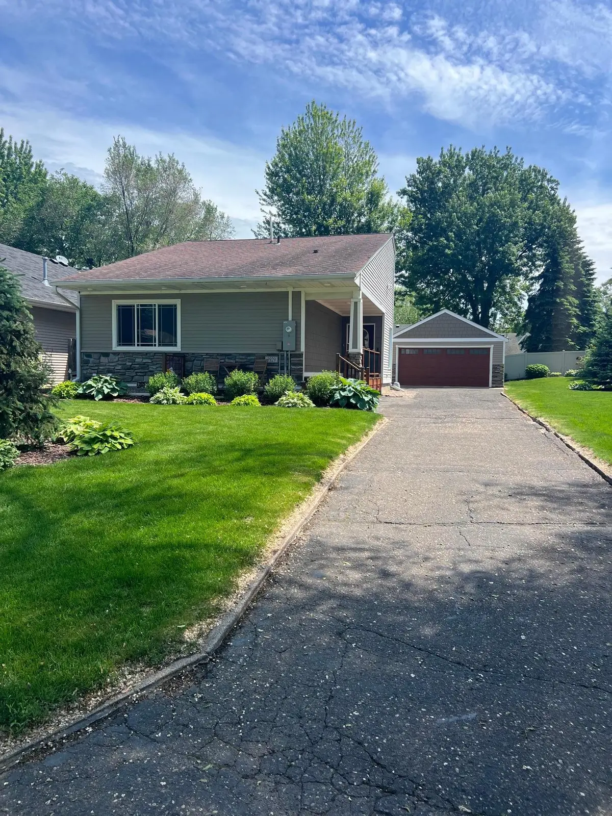 3929 Fordham Drive Ne, Saint Anthony, MN 55421 - #1