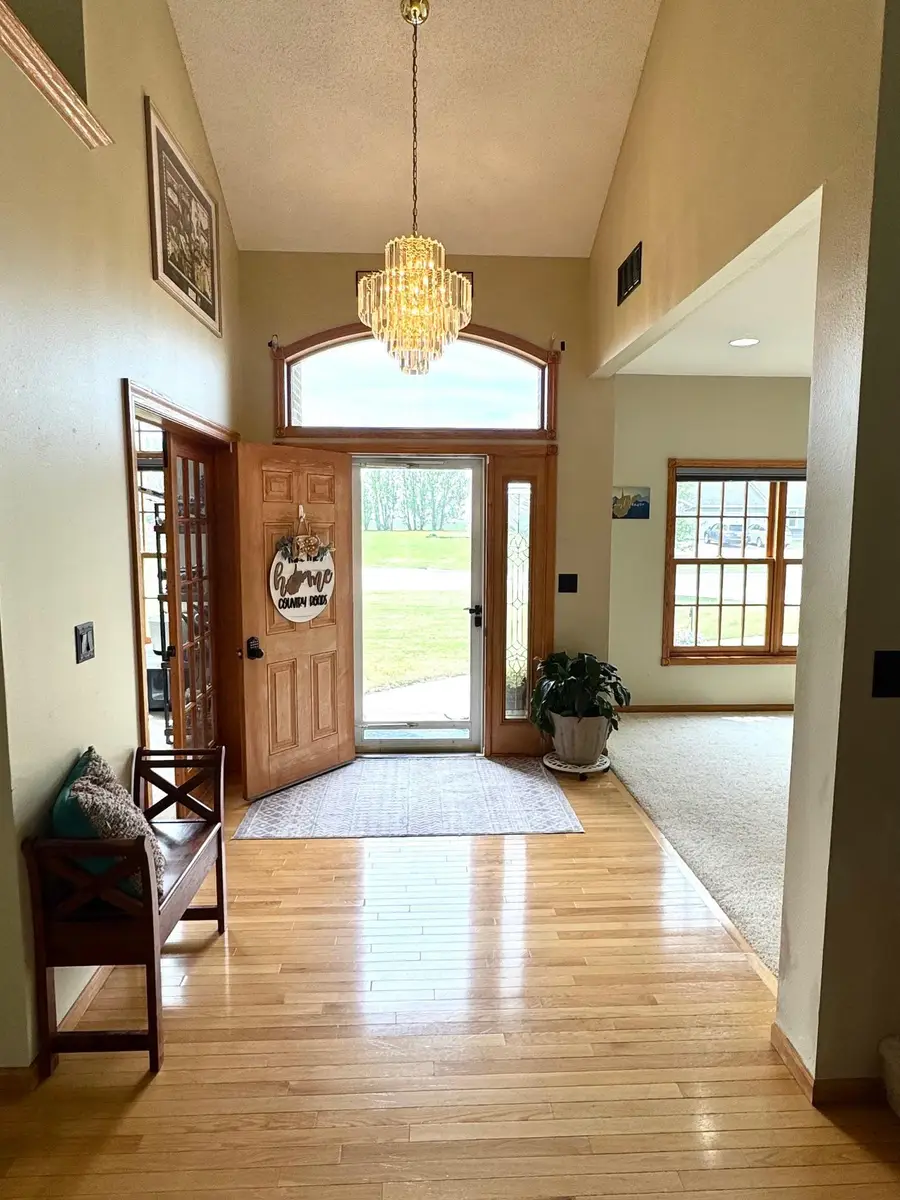 901 6th Street Sw, Roseau, MN 56751 - #2