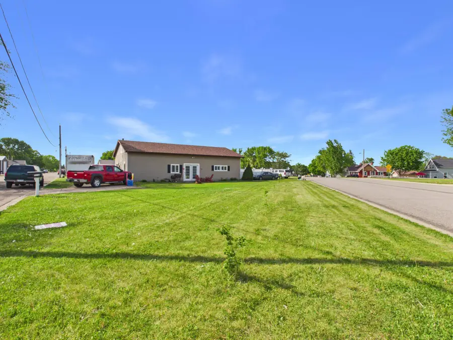 704 Getty Street S, Sauk Centre, MN 56378 - #3