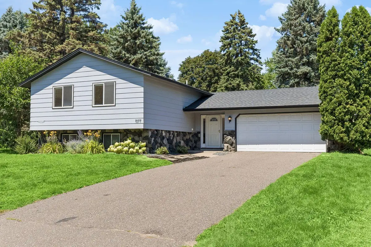 1077 Churchill Circle, Shoreview, MN 55126 - #1
