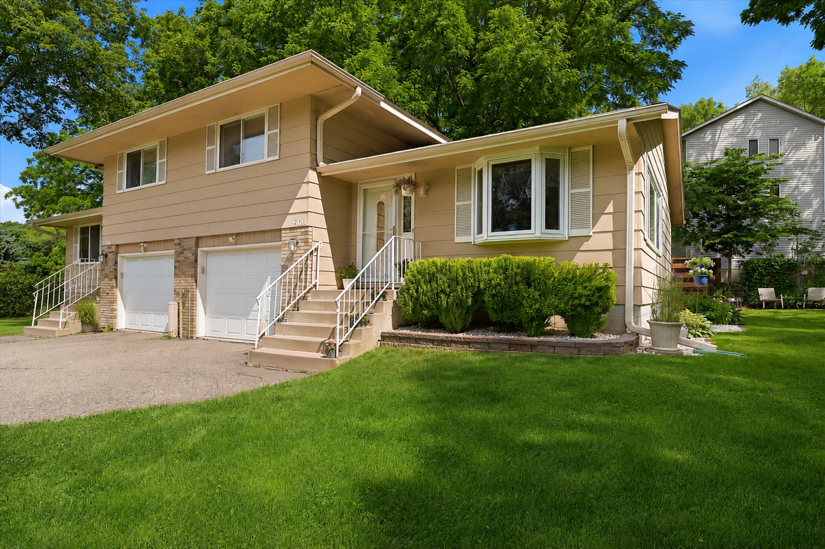 1906 Stryker Avenue, West Saint Paul, MN 55118 - #1