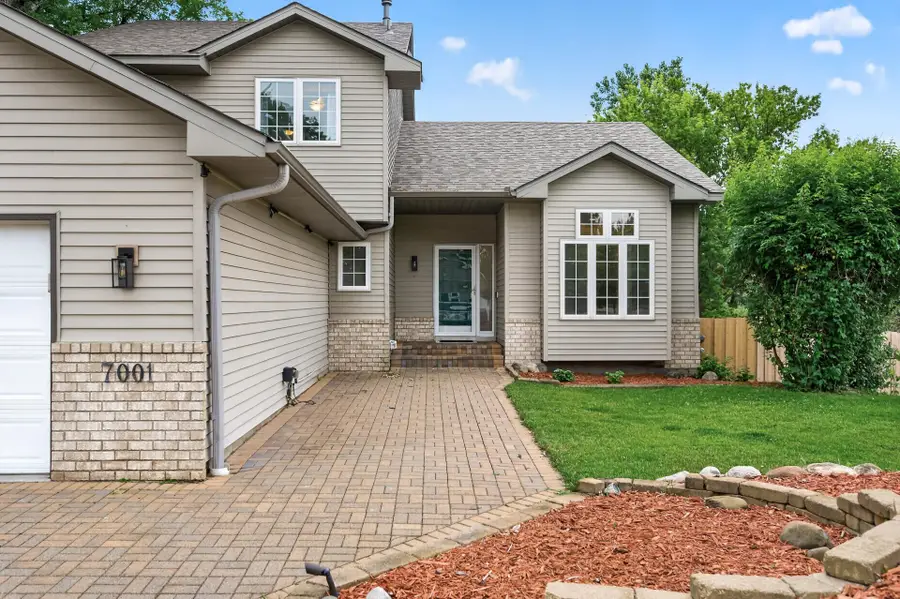 7001 46th Street N, Oakdale, MN 55128 - #3