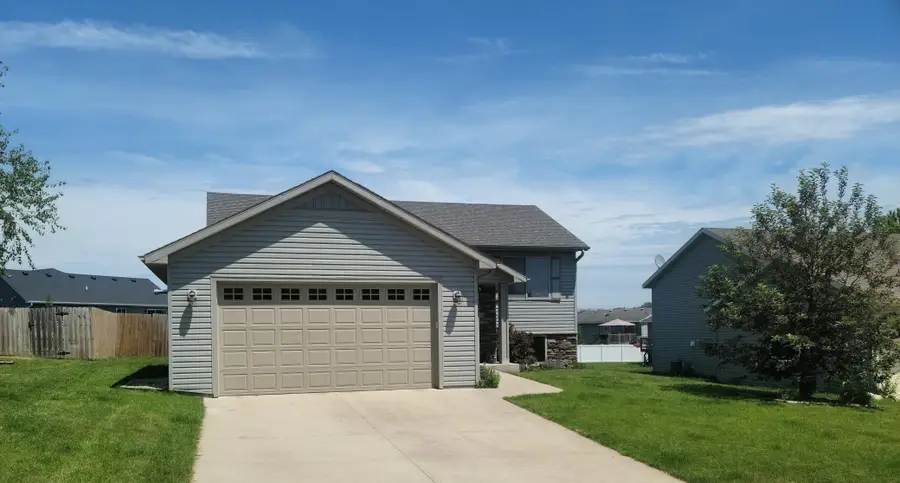 284 Highlands Avenue, Zumbrota, MN 55992 - #2