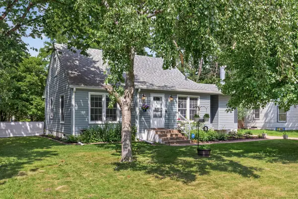 5517 James Avenue N, Brooklyn Center, MN 55430