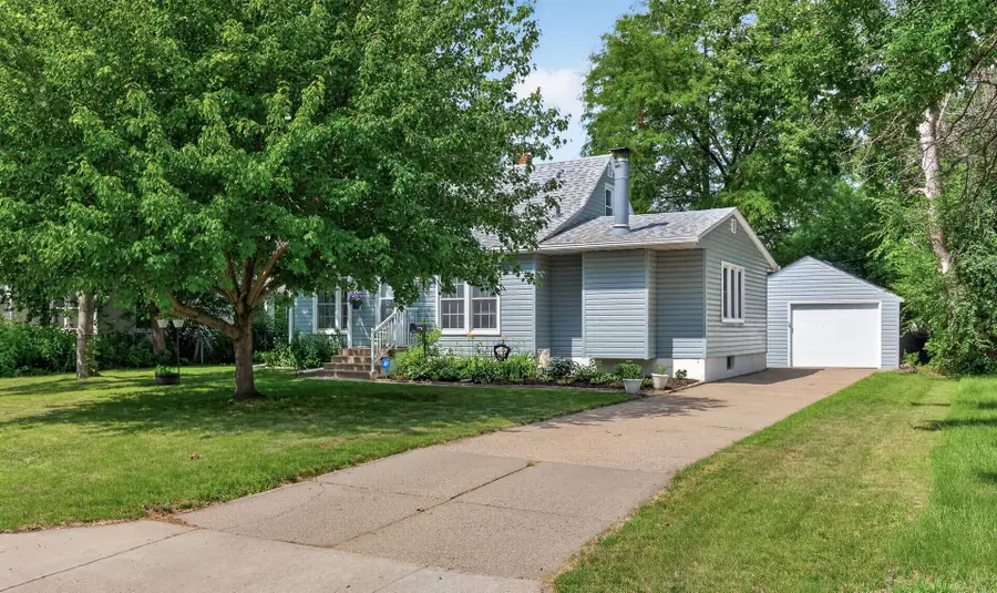 5517 James Avenue N, Brooklyn Center, MN 55430 - #2