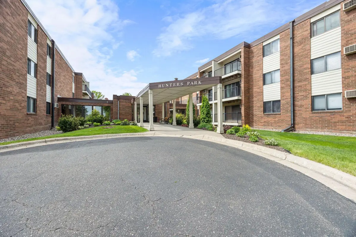 4 Pine Tree Drive #212, Arden Hills, MN 55112 - #1