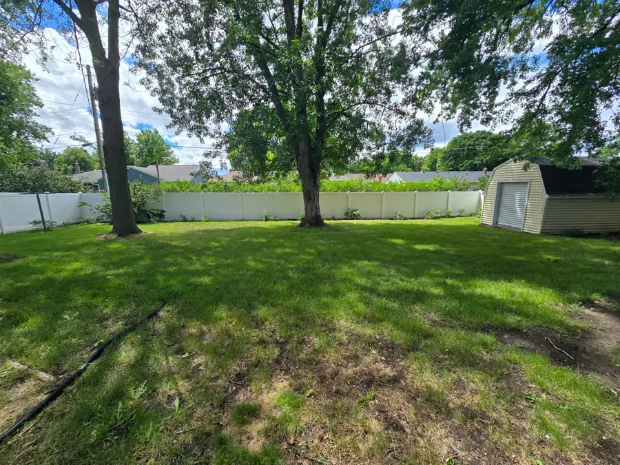 1106 6th Avenue Sw, Pipestone, MN 56164 - #3