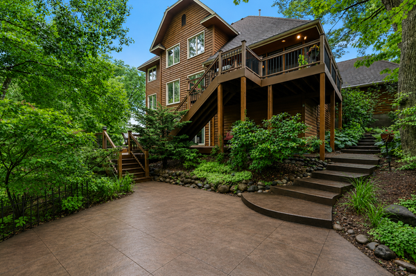12093 Gantry Lane, Apple Valley, MN 55124