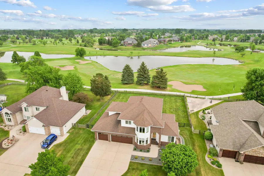 4744 Rose Creek Parkway S, Fargo, ND 58104 - #3
