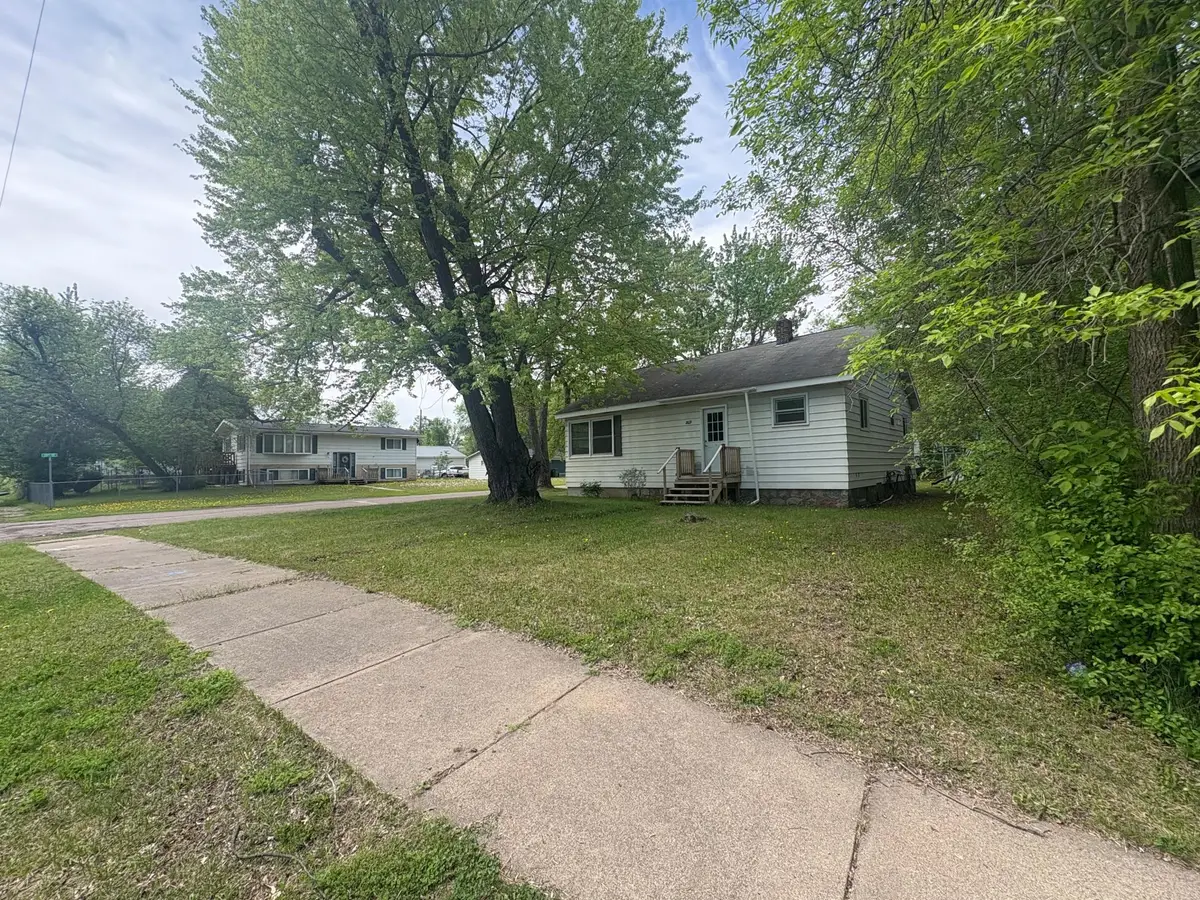 2835 8th Avenue E, Hibbing, MN 55746 - #1