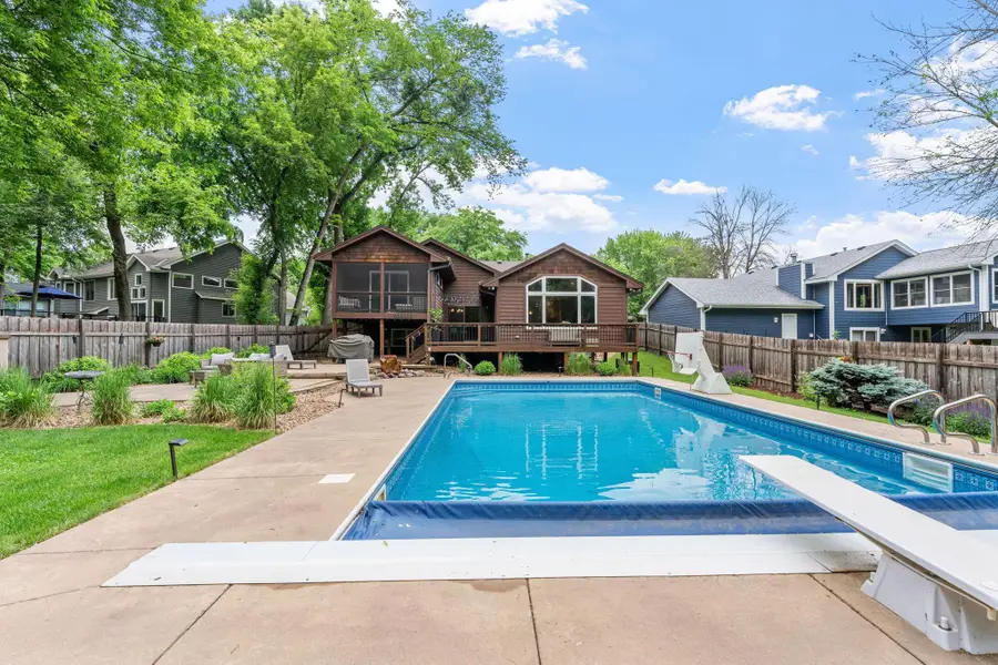 7611 Paulsen Drive, Eden Prairie, MN 55346 - #2