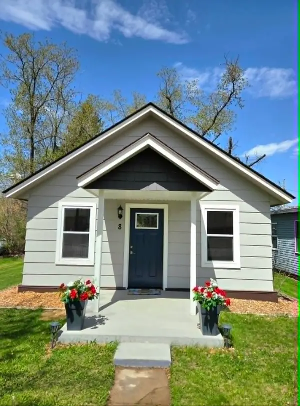 8 Birch Street Ne, Remer, MN 56672