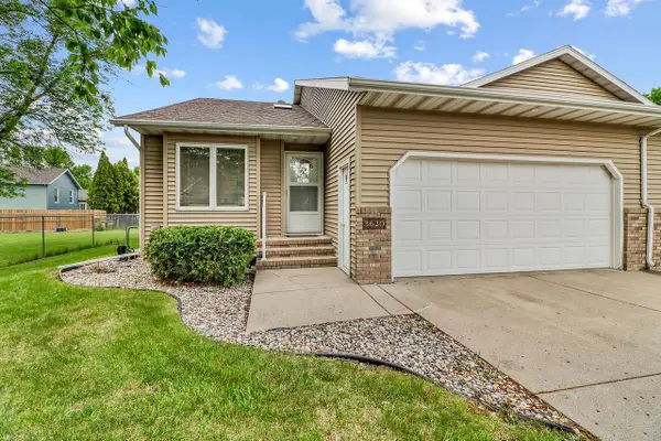 3620 5th Street S, Moorhead, MN 56560