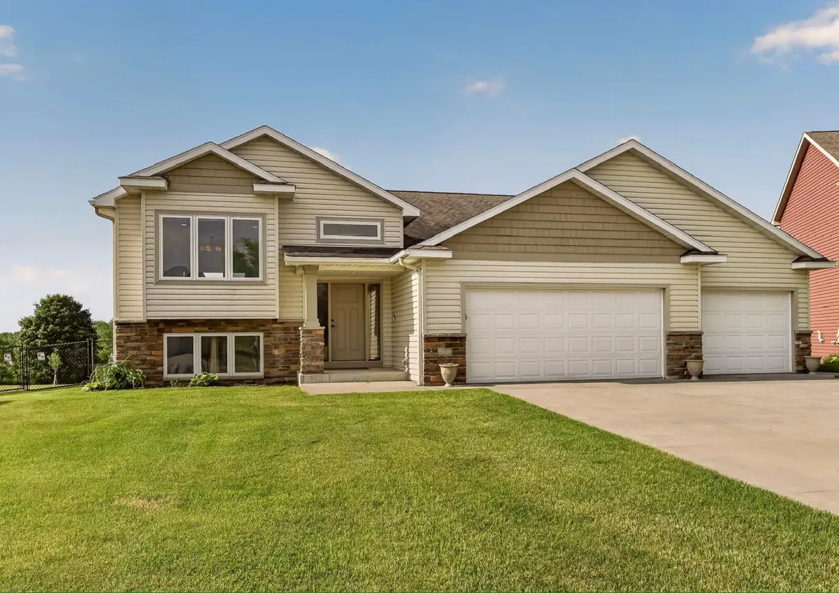 4682 Arctic Lane Nw, Rochester, MN 55901 - #1