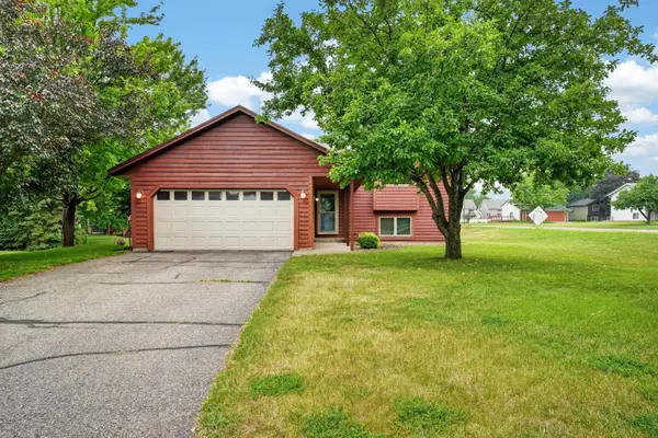 13806 Zarthan Court, Savage, MN 55378
