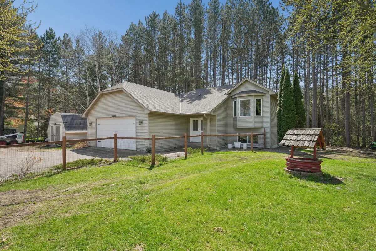 4320 217th Avenue Ne, Cedar, MN 55011 - #1