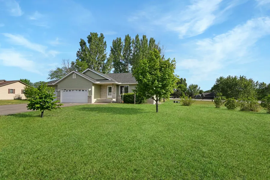 655 6th Street Nw, Richmond, MN 56368 - #2