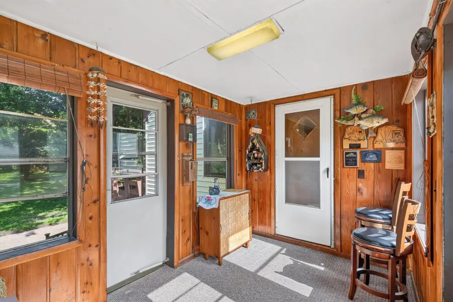 4921 Zenith Avenue N, Brooklyn Center, MN 55429 - #3