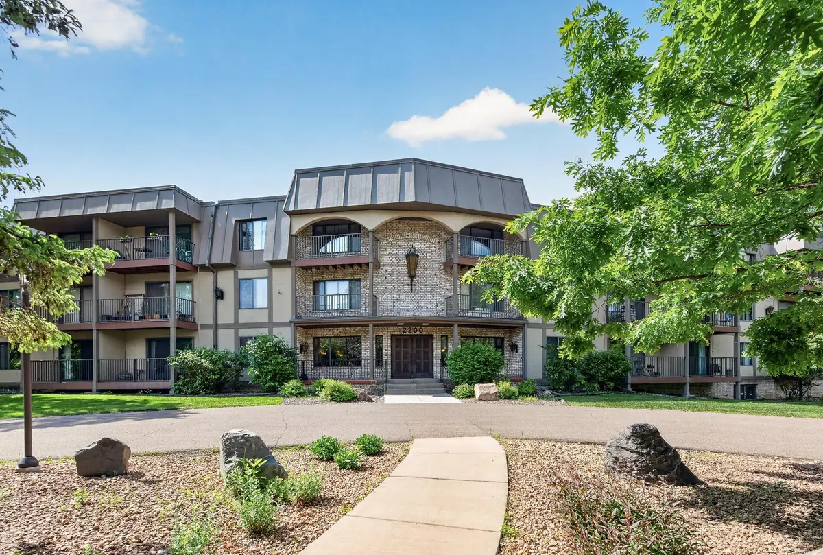 2200 Nevada Avenue S #206, Saint Louis Park, MN 55426 - #1