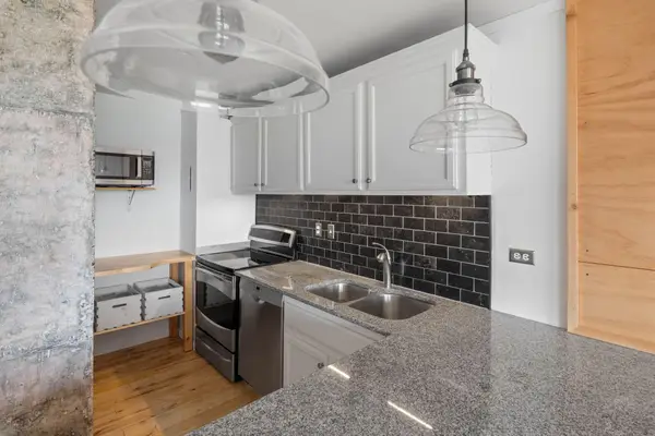 19 S 1st Street #B2706, Minneapolis, MN 55401