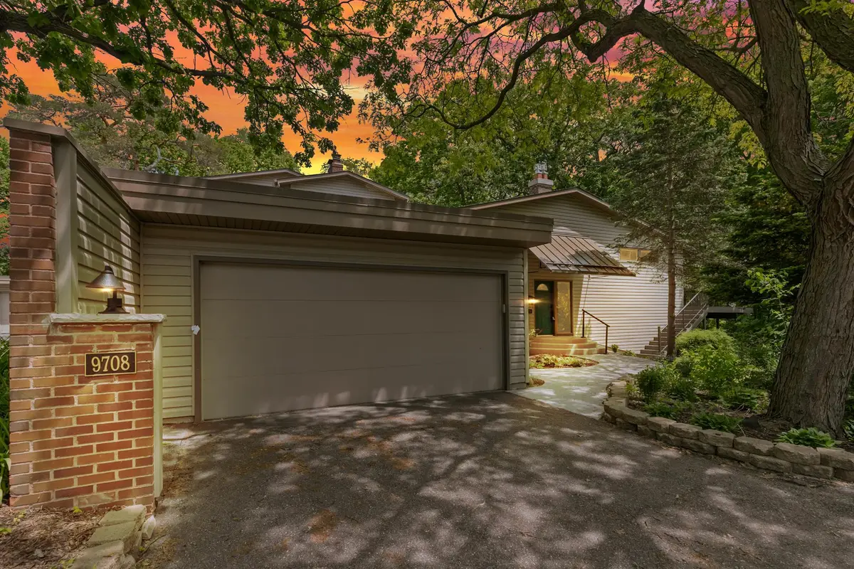 9708 Mill Creek Drive, Eden Prairie, MN 55347 - #1