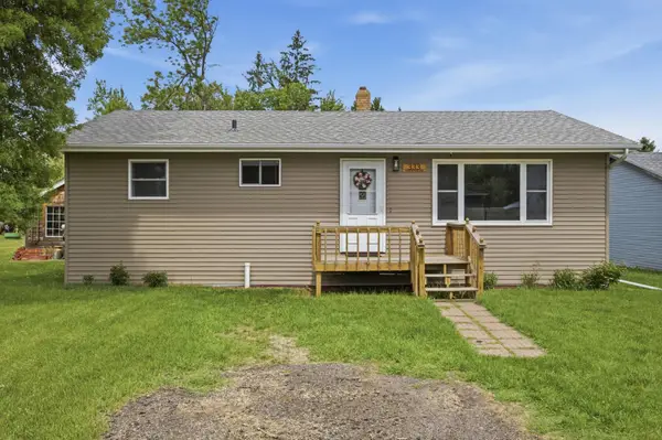 333 3rd Avenue E, Hunter, ND 58048