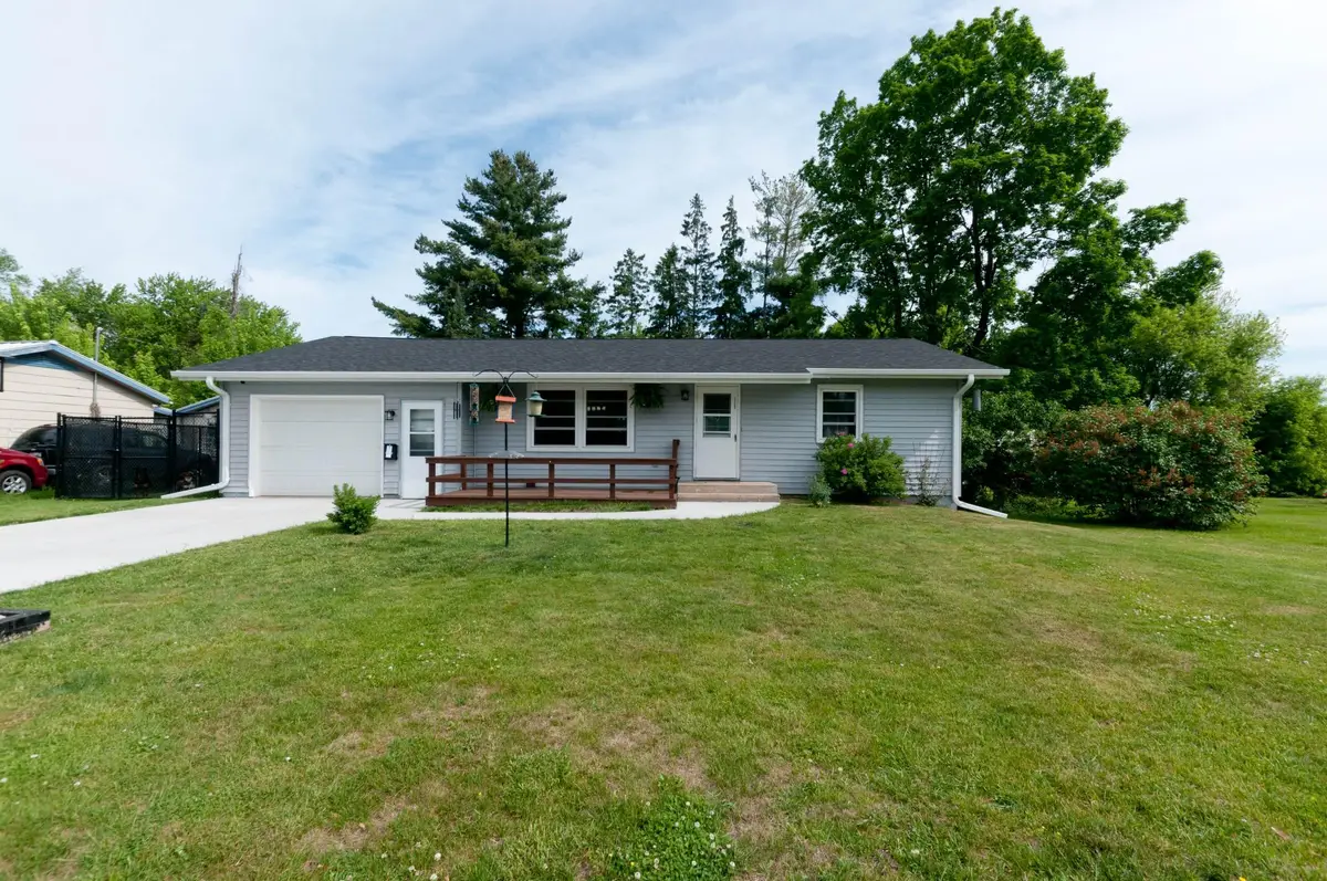 125 W Monroe Avenue, Barron, WI 54812 - #1