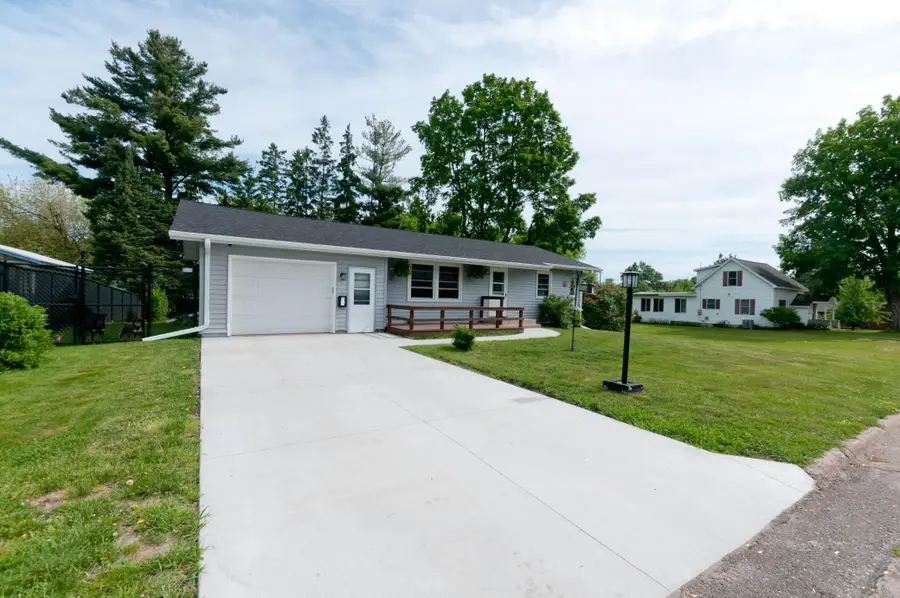 125 W Monroe Avenue, Barron, WI 54812 - #2