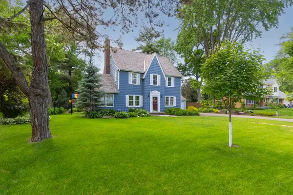 220 Holly Road, Hopkins, MN 55343